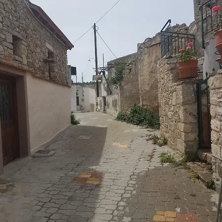 Jean's Cretan Holiday home Kalon Khorion
