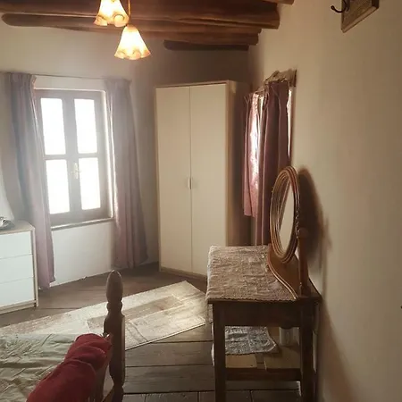 Jean's Cretan Holiday home Kalon Khorion